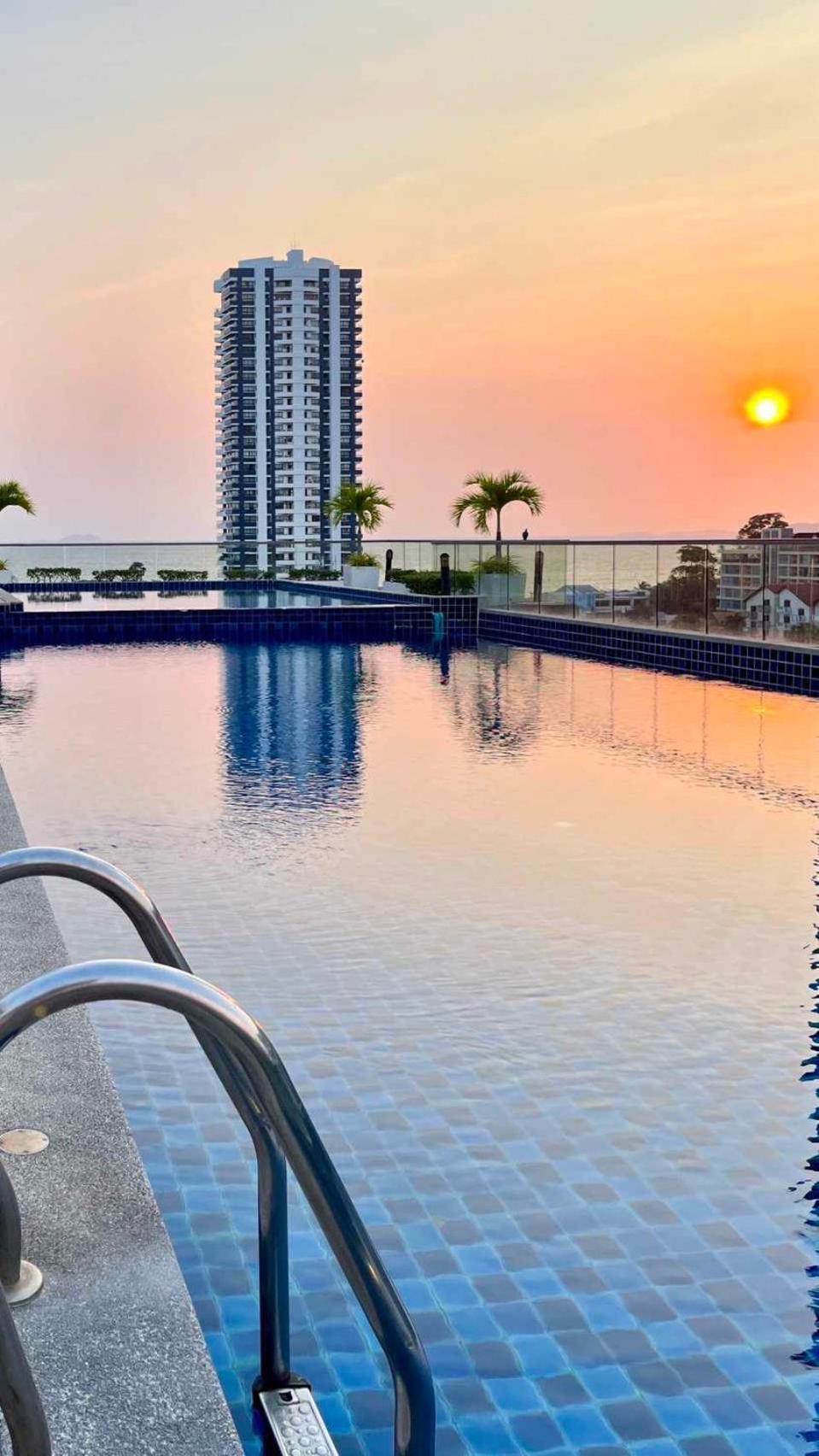 Laguna Bay 2 By Pattaya Sunny Rentals Exterior foto